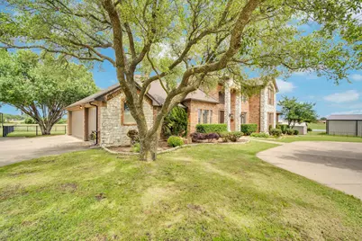 241 Cody Road, Ennis, TX 75119 - Photo 7
