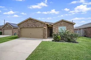 1033 Texas Timbers Dr, Katy, TX 77493 - Photo 1