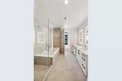 808 Crawford Street #4102, Houston, TX 77010 - Photo 3