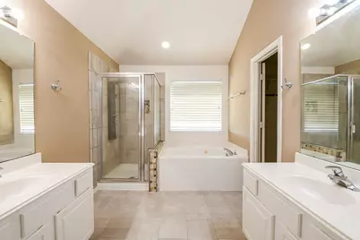 5104 N Big Spring Drive, Pearland, TX 77584 - Photo 25