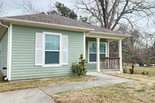 20 Louisiana St, Texas City, TX 77591 - Photo 1