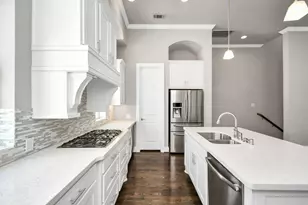 2709 Kennedy St, Houston, TX 77003 - Photo 13