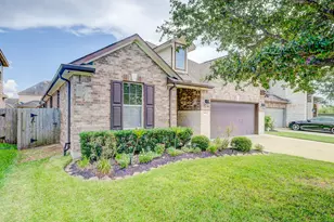4804 Ladona Ct, League City, TX 77573 - Photo 3