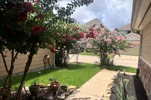 6442 Wilshire Lakes, Houston, TX 77040 - Photo 39