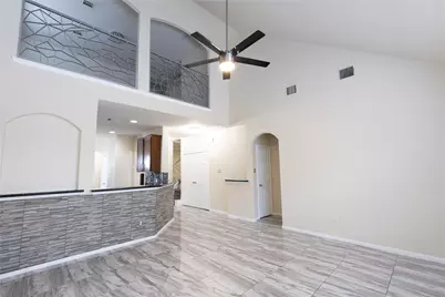 6442 Wilshire Lakes, Houston, TX 77040 - Photo 3