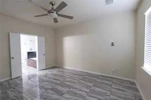 6442 Wilshire Lakes, Houston, TX 77040 - Photo 19