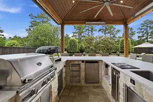 195 S Thatcher Bend Cir, The Woodlands, TX 77389 - Photo 43