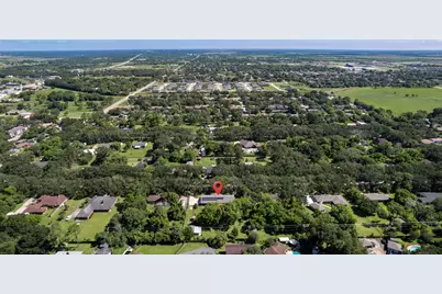 616 Cannan Drive, Angleton, TX 77515 - Photo 47