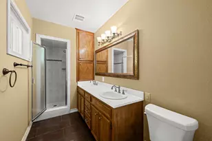 616 Cannan Dr, Angleton, TX 77515 - Photo 25