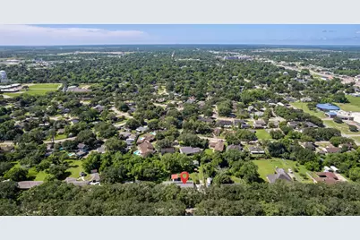 616 Cannan Drive, Angleton, TX 77515 - Photo 47