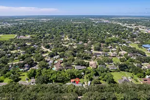 616 Cannan Dr, Angleton, TX 77515 - Photo 47