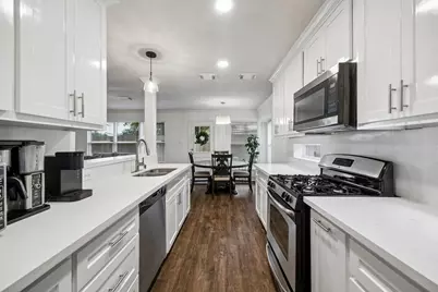 2709 Los Alamos Circle, Deer Park, TX 77536 - Photo 11
