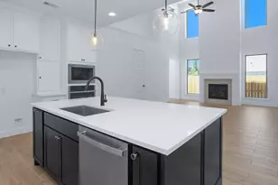 18225 Upper Brk St, Conroe, TX 77302 - Photo 3