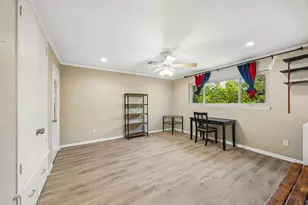 9703 Oasis Dr, Houston, TX 77096 - Photo 19