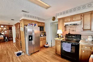 160 Kennedy Dr, Livingston, TX 77351 - Photo 13