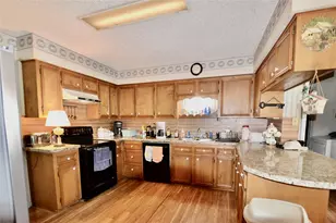 160 Kennedy Dr, Livingston, TX 77351 - Photo 13