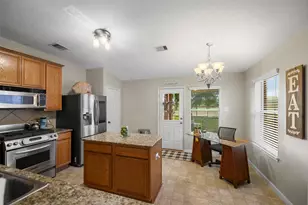 10318 Lyndon Meadows Dr, Houston, TX 77095 - Photo 13