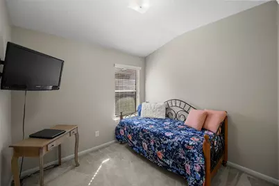 10318 Lyndon Meadows Drive, Houston, TX 77095 - Photo 9