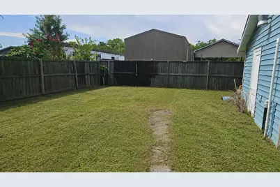 2415 Perry Street, Baytown, TX 77521 - Photo 19