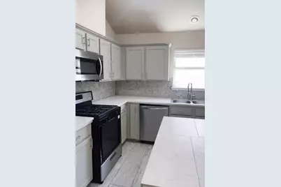 1035 Auburn View Lane, Fresno, TX 77545 - Photo 5