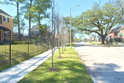 2524 Binz Street #2, Houston, TX 77004 - Photo 11