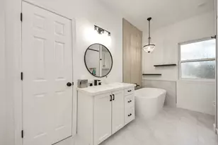 3002 Kathleen Dr, Baytown, TX 77523 - Photo 17