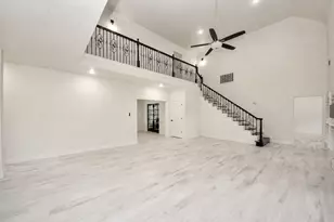 3002 Kathleen Dr, Baytown, TX 77523 - Photo 9
