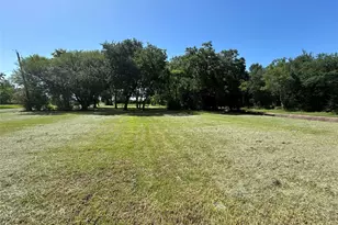 5520 Terrace Ave, Port Arthur, TX 77640 - Photo 1