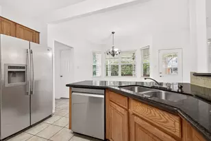 16118 Craigshire Ct, Spring, TX 77379 - Photo 17