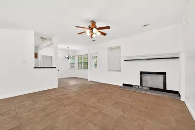 16118 Craigshire Court, Spring, TX 77379 - Photo 11