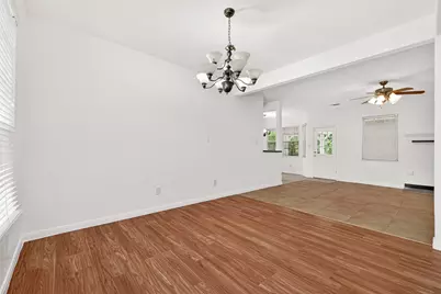 16118 Craigshire Court, Spring, TX 77379 - Photo 9