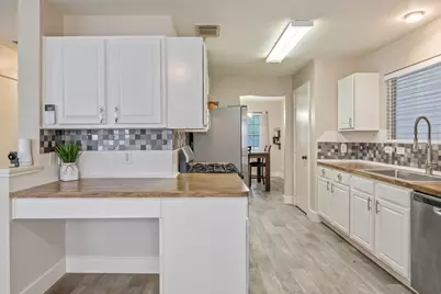 9915 Farrell Drive, Houston, TX 77070 - Photo 7