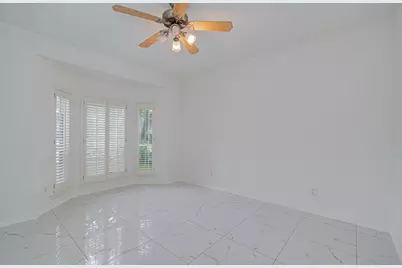 5803 Serrano Terrace Lane, Houston, TX 77041 - Photo 9