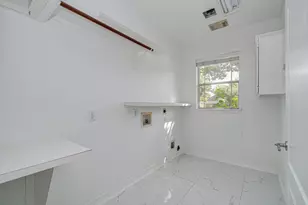 5803 Serrano Terrace Ln, Houston, TX 77041 - Photo 13