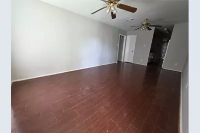 12738 Shannon Hills Drive, Houston, TX 77099 - Photo 23