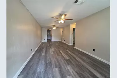 12738 Shannon Hills Drive, Houston, TX 77099 - Photo 13