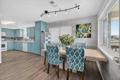 959 Bonita Street, Bayou Vista, TX 77563 - Photo 11