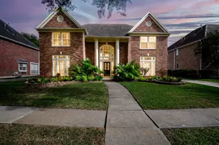 2434 Pebble Beach Dr, League City, TX 77573 - Photo 3