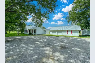 18027 W Clover Lane, Alvin, TX 77511 - Photo 3