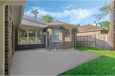 71 N Queenscliff Circle, The Woodlands, TX 77382 - Photo 9