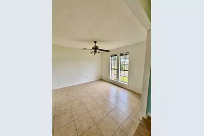 2519 Carriage Lane, Stafford, TX 77477 - Photo 7