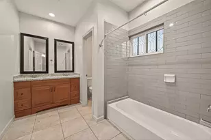 3802 Rebecca St, Houston, TX 77021 - Photo 25