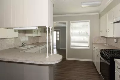 108 Chandler Drive, Baytown, TX 77521 - Photo 19