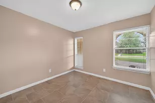 14118 Louan Ct, Sugar Land, TX 77498 - Photo 23