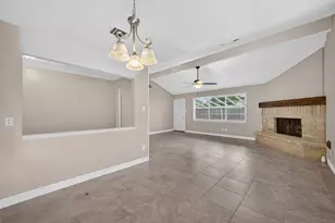 14118 Louan Ct, Sugar Land, TX 77498 - Photo 13