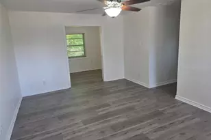 322 Elaine St, La Marque, TX 77568 - Photo 7