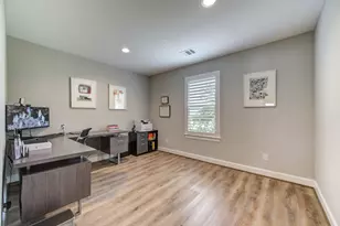 911 W 35th St, Houston, TX 77018 - Photo 39