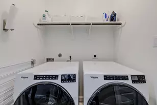 911 W 35th St, Houston, TX 77018 - Photo 23