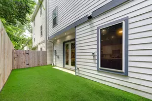 911 W 35th St, Houston, TX 77018 - Photo 21