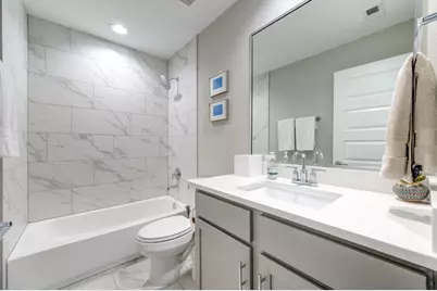 911 W 35th Street #D, Houston, TX 77018 - Photo 37
